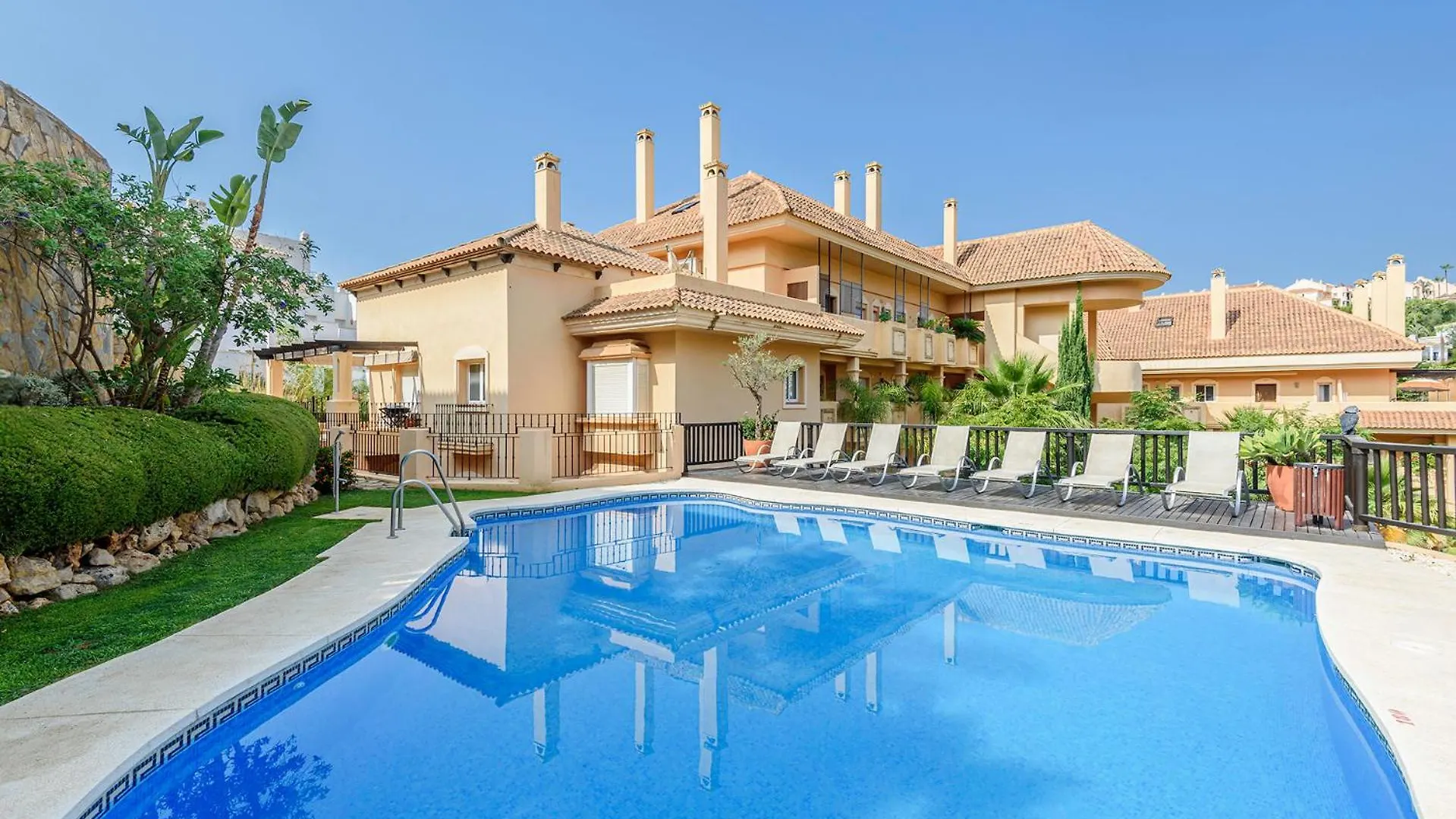 Alcam Aloha Deluxe 62 Apartment Marbella